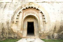 Lomas Rishi Cave, Barabar
